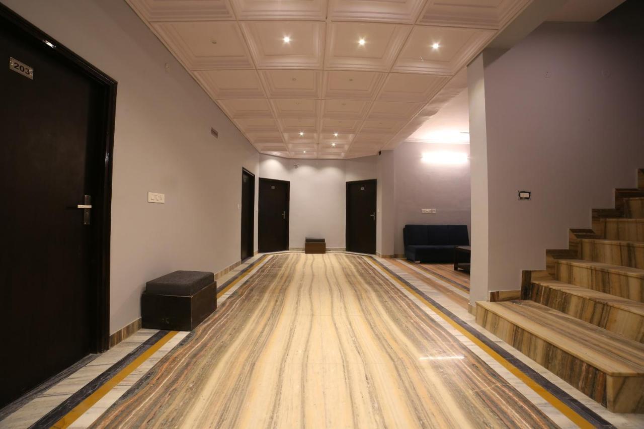 ג'איפור Oyo 16536 Hotel Vasko מראה חיצוני תמונה